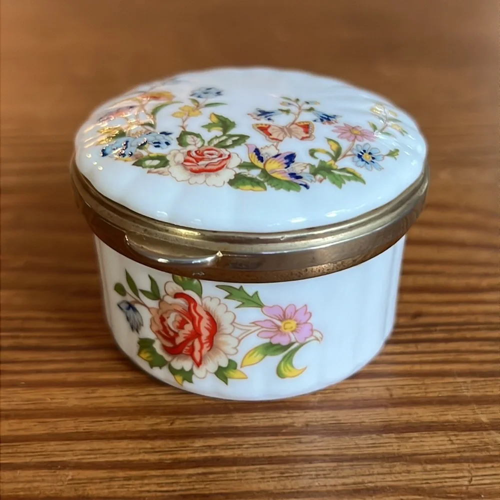 Vintage Aynsley Bone China England “Cottage Garden” Trinket Box - Picture 7 of 7